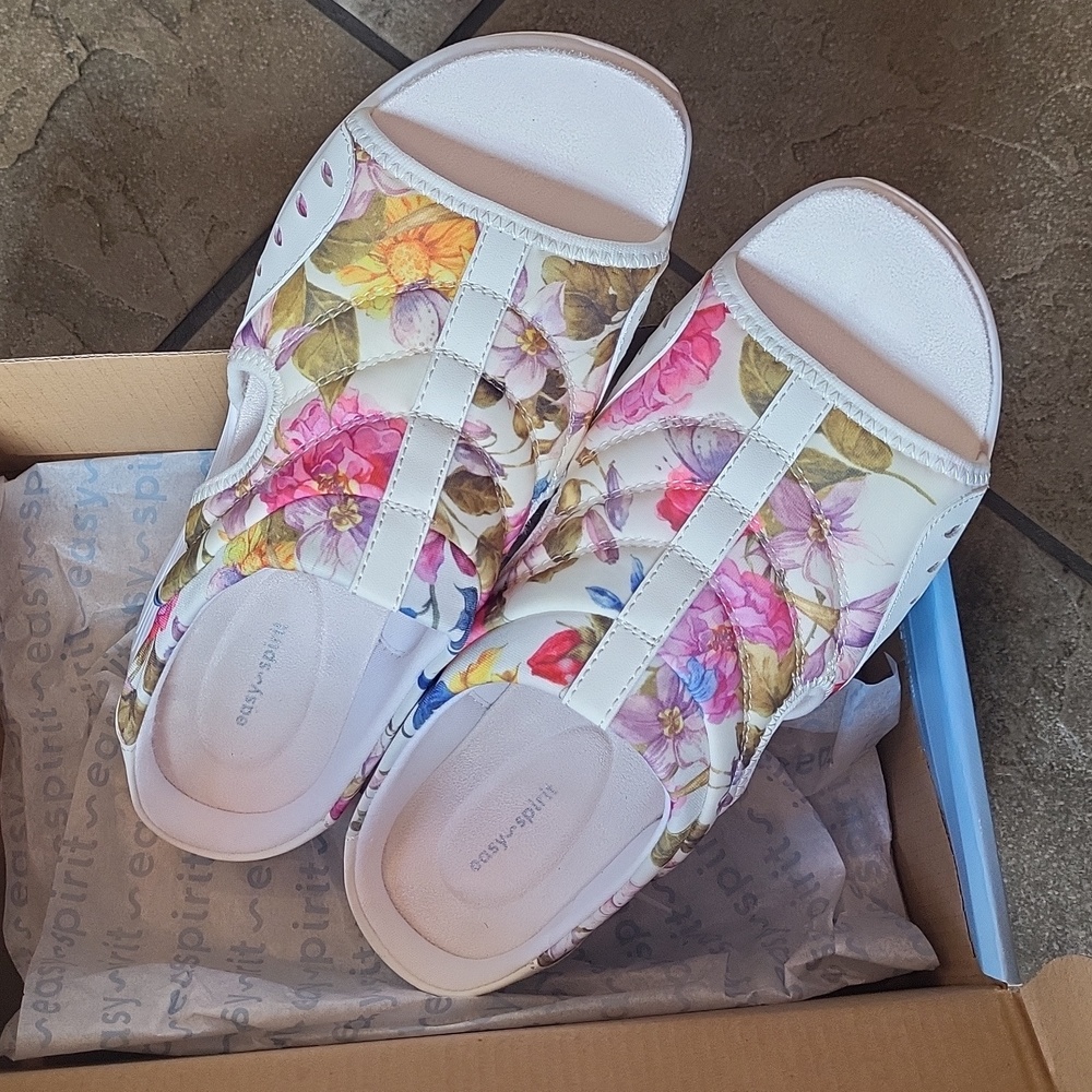 EASY SPIRIT  Traciee Slip on SandalsSZ 9WIDE - Picture 6 of 7